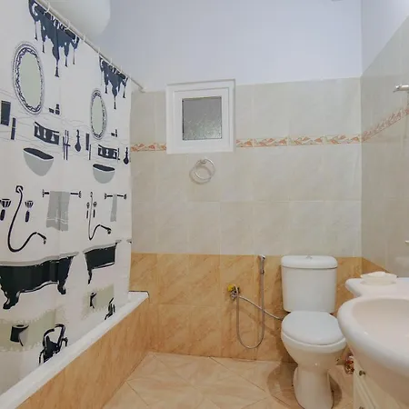 Gentian Oruci Apartment