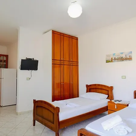 Gentian Oruci Apartment *