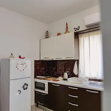 Gentian Oruci Apartment Ksamil