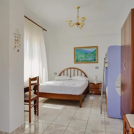 Gentian Oruci Apartment