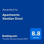Gentian Oruci アパート クサミル