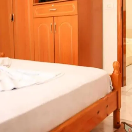 Apartman Gentian Oruci *