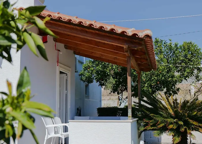 Gentian Oruci Apartamento *